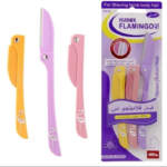 Feather Flamingos Facial Hair Razor is designed for easy and precise removal of unwanted facial hair while helping gently exfoliate the surface of the skin. Its compact design makes it convenient for shaping eyebrows, removing fine facial hair, and maintaining a smooth-looking complexion. Ideal for home and professional beauty use.